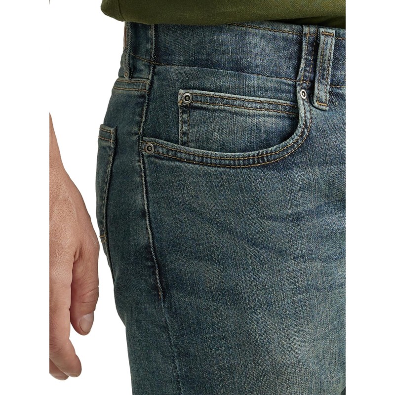 Lee Lee Men's Performance Series Extreme Motion Slim Straight Leg