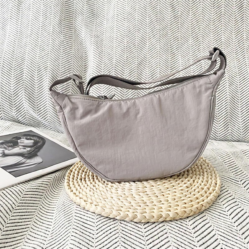 [Ailiyumo] Crescent-Shaped Shoulder Bag, Small Nylon Handbag for Women, Lightweight