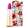Lipstick red that protects dry lips soft and moist / 건조한 입술을 부드럽고 촉촉하게 보호 립스틱 레드