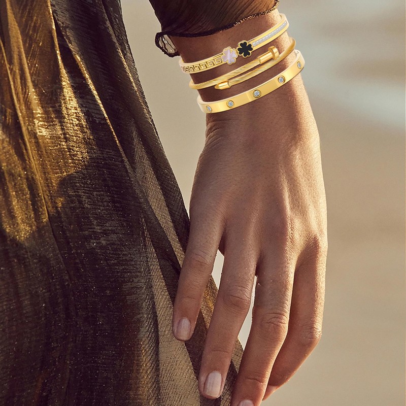 Camhanno 18K Gold Plated Bracelet Set for Women, Stainless Steel