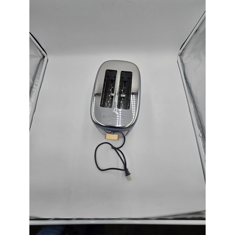 Beautiful 2 Slice Touchscreen Toaster