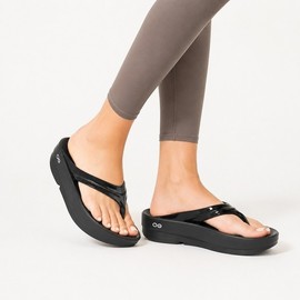 OOFOS W/OOlala/Oomega/Oohlala/Omega/Black