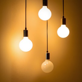 LED Large Globe Light Bulb Dimmable E26, G40 LED Bulb Warm White 2700K, G125 Round Bulbs for Light Fixture, Coated Inside White Glass Filament Lights, 60 Watt Equivalent, 1 Pack (2700K)