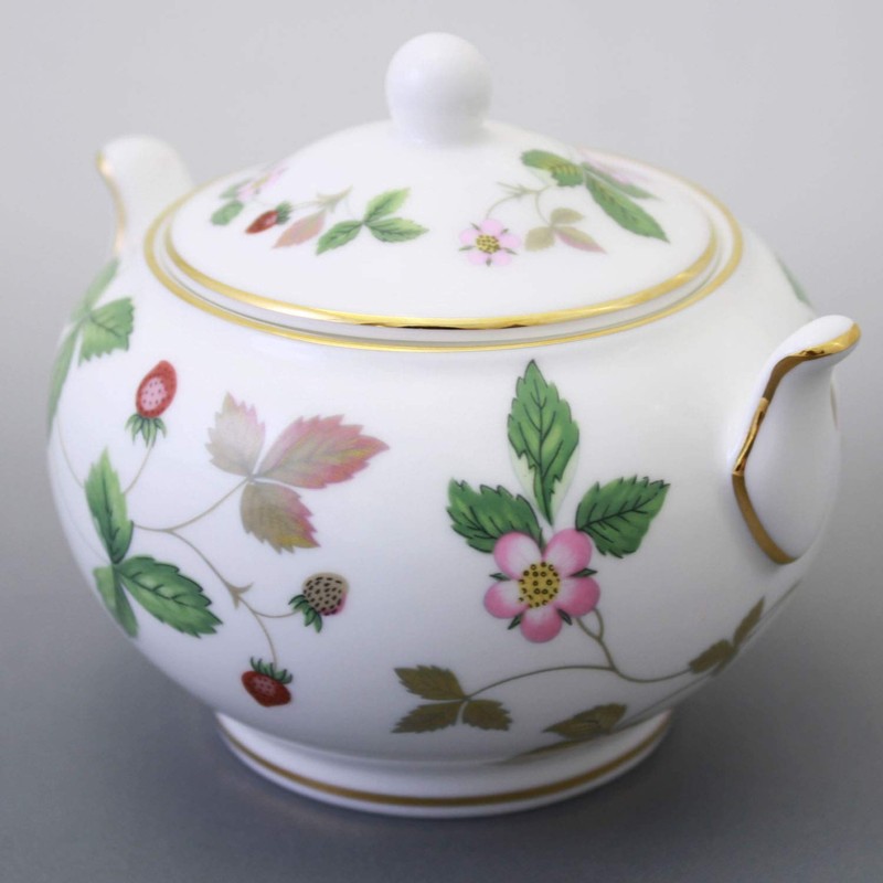 Wedgwood 50105506975 Wild Strawberry Tea Sugar Box, S, Wedding Gift,