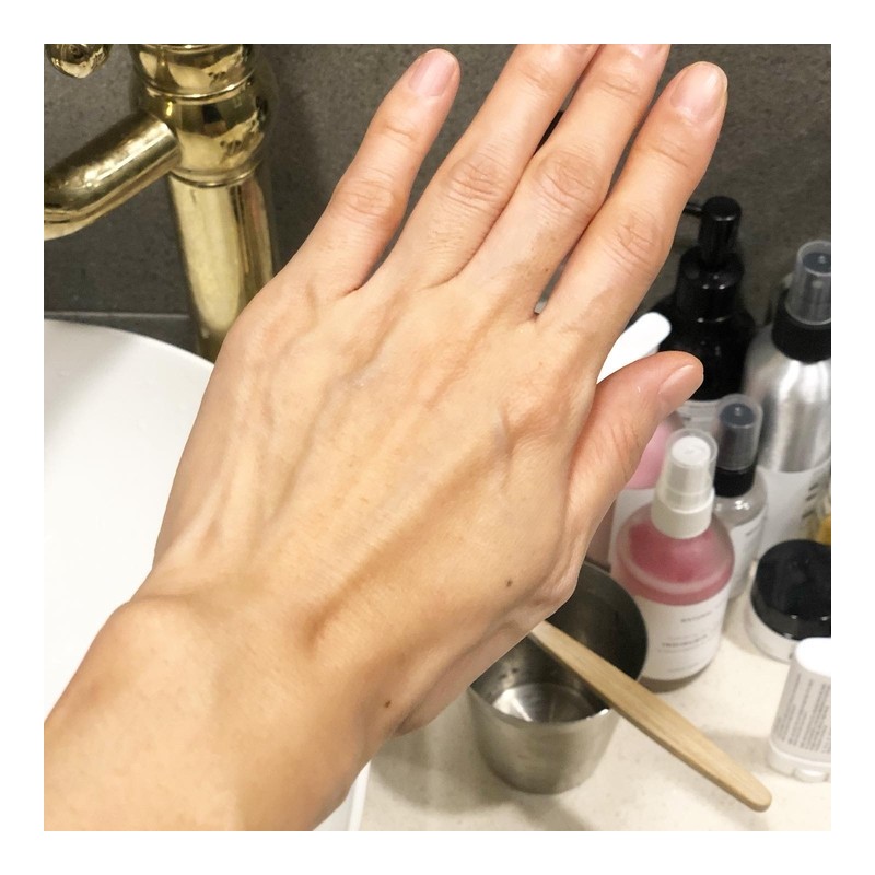 Cheongdae Oil Indirubin Gosselin Steamed Moisturizing Cream Balm / 청대오일