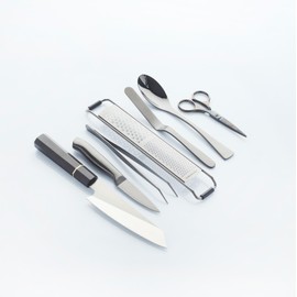 Chef Frank Haasnoot Platinum Set | Utensil Set Premium | Black | 7 Pieces Packed in Case | Culinary Set | Cooking Tweezers and Quenelle Spoon | Food Styling | Pastry Shop & Cooking
