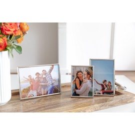 EDZARD Genoa Picture Frames for Photos 9 x 13 cm Silver Plated Tarnish-Resistant with Velvet Backing Set of 2