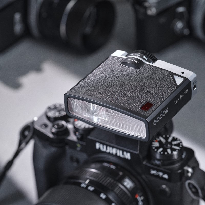 Godox Lux Junior Retro Camera A Varied Aesthetics Accept And