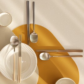 Snail Living Cuisine De Maman pure 4-person cutlery set (spoon + chopsticks), pink (set of 4) / 달팽이리빙 퀴진드마망 순수 4인 수저세트(숟가락+젓가락), 핑크(4인세트)