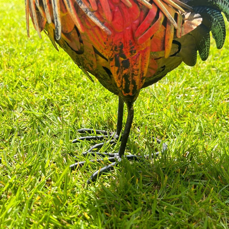 Darthome Metal Rooster Garden Ornament 23x26x8cm Small Farmyard Bird Hand