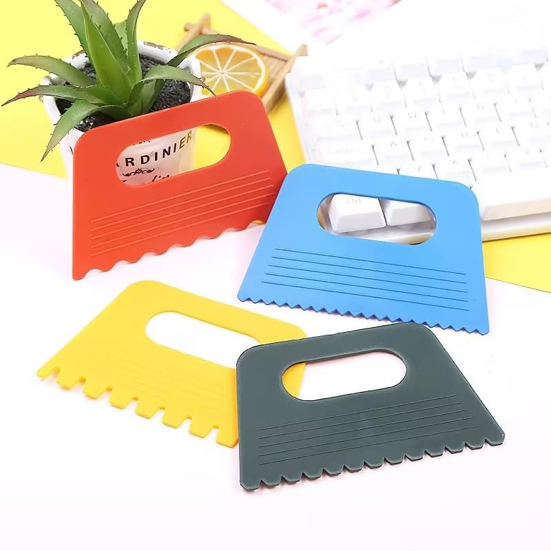 4pcs Plastic Paint Scraper, Random color Plastic Putty Knife Putty