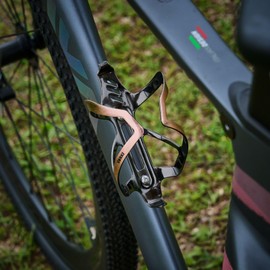 Corki Cycles Heavy Duty Bike Water Bottle Holder, Lightweight Aluminum Cage Shockproof Design for Road Mountain Gravel Bikes, Holds 18-30 oz, 1-Pack Vintage Copper