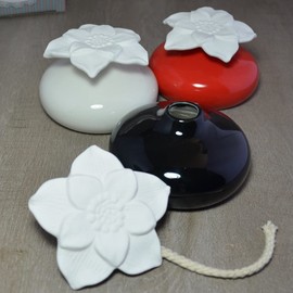 Zen‘Arôme Duftspender/Diffusor, Narzissen-Design, Weiß