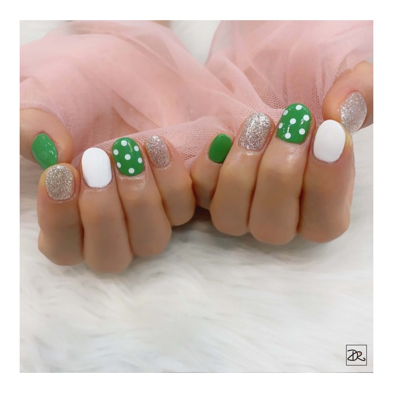 Next day delivery⭐Matte dot nails⭐ / 다음날 발송⭐무광 도트네일⭐