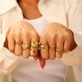 AIETUE Gold Seashell Starfish Ring Set, 7 Pcs Beach Summer Chunky Stackable Beachy Wave Non Tarnish Stainless Steel Adjustable Holiday Jewelry Gift