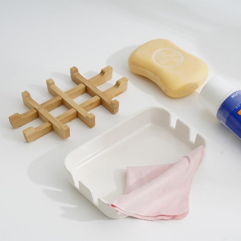 Eco-Friendly Bamboo & Wood Soap Dish with Drain: Modern Design