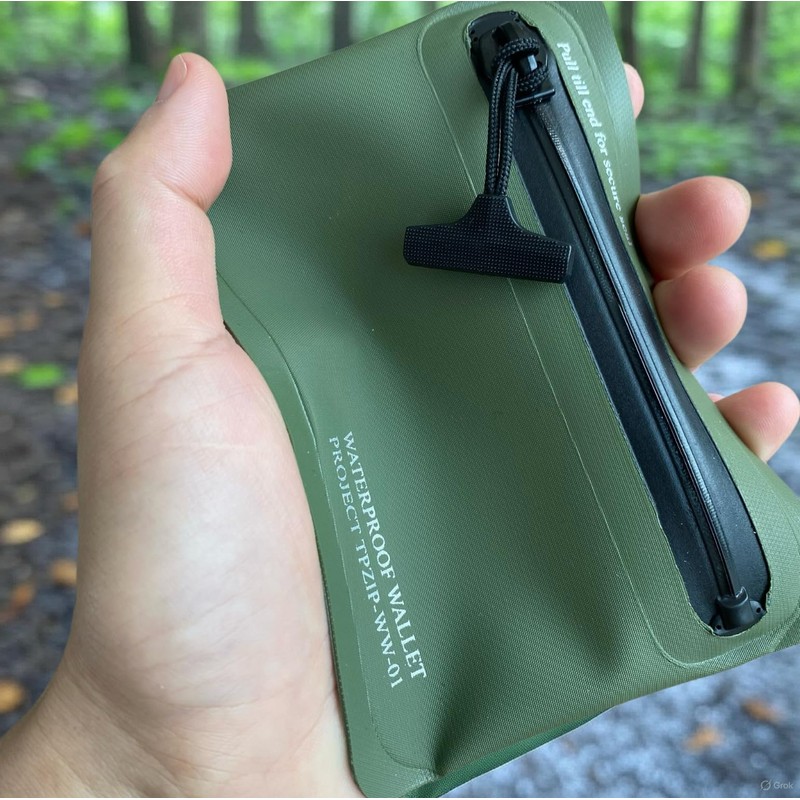 CHERRY CHICK Heavy Duty Airtight Wallet Submersible Waterproof Wallet Protection