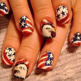 24pcs Independence Day Press on Nails Short Square 4th of July Patriotic American Flag Star Glue on Nails Designs Eagle Red Blue Fake Nails Acrylic for Women and Girls Reusable Nails Kit