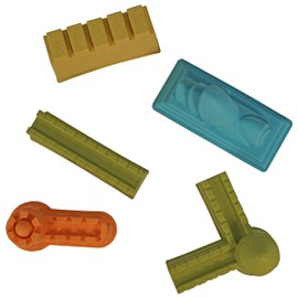 Best Sporting Sand Mould Set I Various Designs I 5 Pieces: Maritime, Fruit, Buildings, Vehicles I 8 Pieces: Dinosaurs I In Sandpit, on the Beach or on the Playground