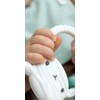 Mordedera para bebes Soothing Sheppy de Ingenuity con Aros de