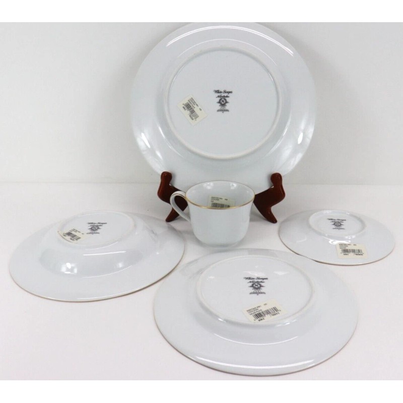 Noritake Vintage Noritake White Scapes 5 Piece Place Settings #4061