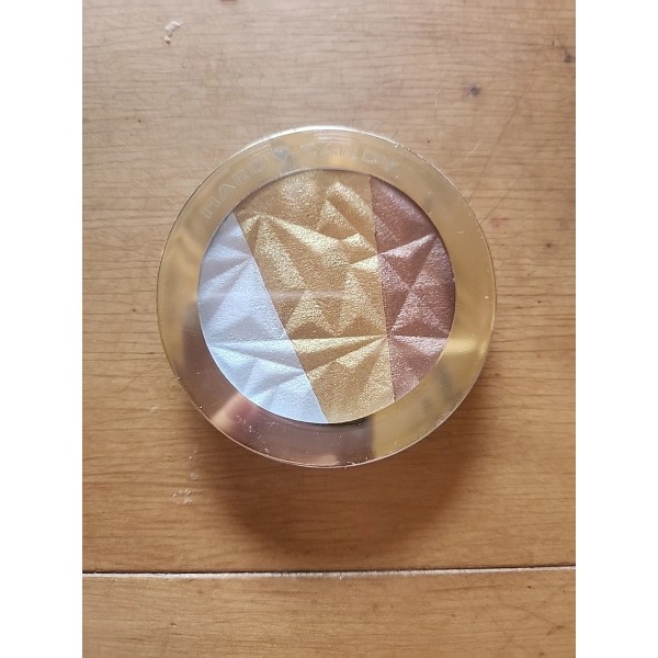 HARD CANDY JUST GLOW 24K GOLD HIGHLIGHTER 1446 - NEW