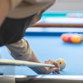 Billiard Ball White Cue Ball Pool White Ball Pro Cup Billiard Table Snooker Billiard Game Ball Training Ground Standard Game Ball Billiard Pool Ball Training Ball Spotted Pool Bal, Size 57.2 Mm, White