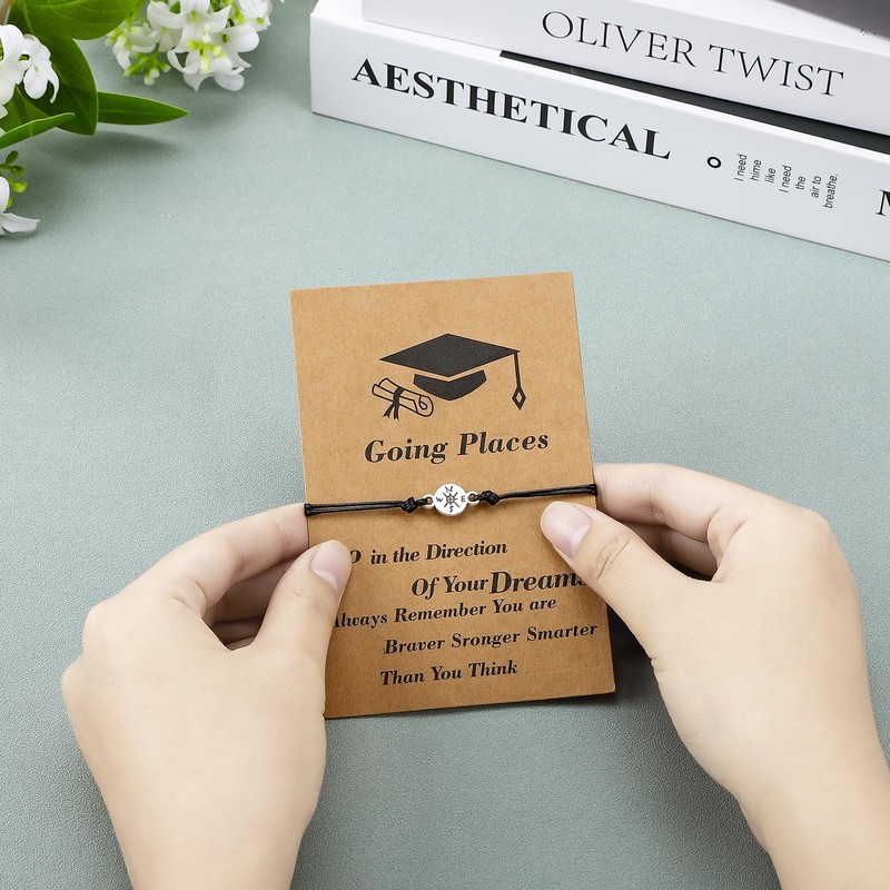 ViEinkaufen Graduation Bracelet for Him Her, 2025 Graduation Adjustable Bracelet