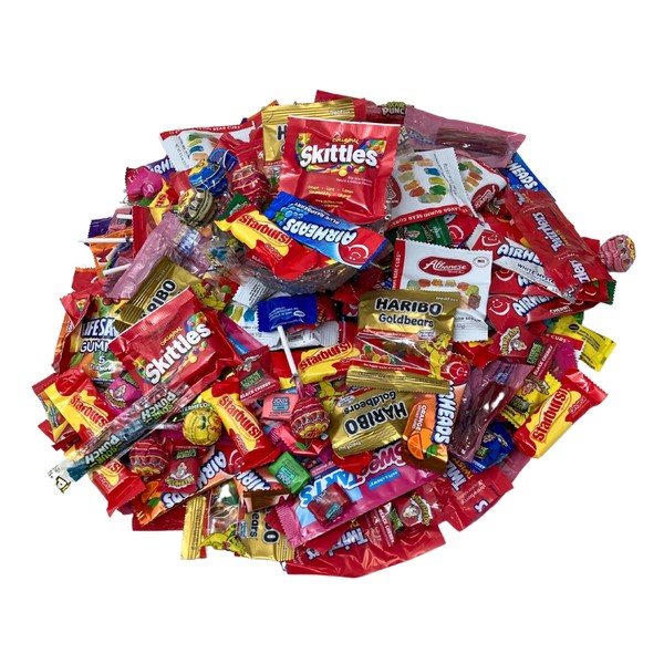 Klub Bulk Assorted Giant Huge Party Candy Mix-6-lbs-Holiday,Candy Individually Wrapped Bulk Candy Variety Pack Skittles,Starburst,Gummies,Lollipops,Funsized,Mars & More! (96-Oz)