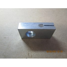 BUTCHER BOY LOWER SAW GUIDE W/PLUG OEM# 21VC-01-20785