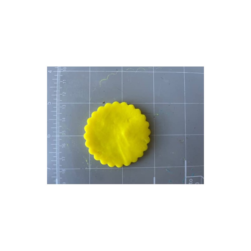 Scalloped Circle Multi Cutter (2”x 16)