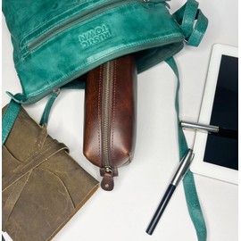 RUSTIC TOWN Leather Pencil Case - Handcrafted Full-Grain Zipper Leather Pen Pencil Holder - Elegant & Practical Pencil Pouch for Work & Office