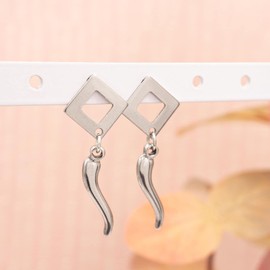 Vintage Parts Lucky Horn Pendant Made of 201 Stainless Steel for Making Your Own Jewellery Set of 2