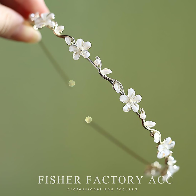 WUSJCOF Girls and Bride Communion Headband - Silver Flower Hair