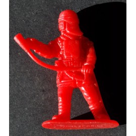 GENERIC FIGURE FIREFIGHTER PLASTIC FIGURE, 2" TALL (4,8 cm), GREAT FOR DIECAST ACCESSORIES, D