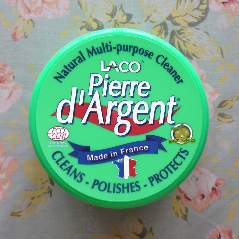 Multi-purpose clay cleaner with sponge