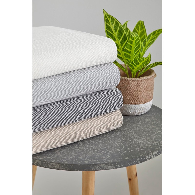 TEXTIL-HOME Textilhome Martina Bedspread with Cover Size 130 x 180