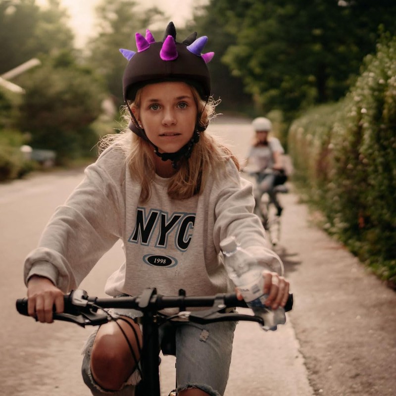 Coolcasc Showtime Cornes Purple Helmet Cover, Multi-Colour, One Size