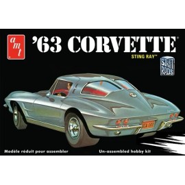 AMT 1/25 AMT 861 1963 Chevy Corvette  MODEL KIT CAR NIB