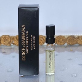 Dolce&Gabbana Unisex Velvet Tender Oud Eau De Parfum 1.5 spray sample