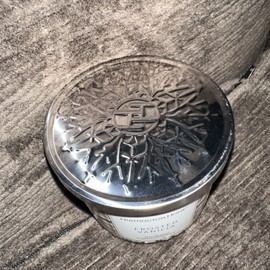 Huntington Home 3- Wick Soy Blend Candle Frosted Vanilla