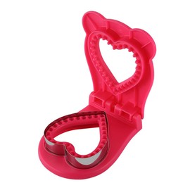 KeepingcooX Sandwich Cutter and Sealer - Heart Shaped Sandwich Maker - Peanut Butter and Jelly Crustless Sandwich Bread Pancake Maker Cookie Cutter for Kids Children Boys Girls