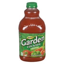 Keurig Dr Pepper Mott's Garden Cocktail Juice (1.89 L/4 lbs.) {Imported from Canada}