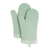 KitchenAid Juego de Guantes de Horno de Silicona Suave, Pistacho