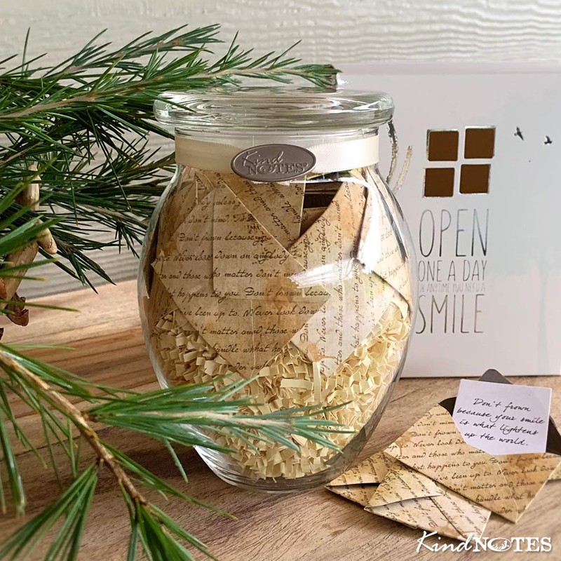 KindNotes Glass Keepsake Gift Jar with Romantic Anniversary Messages (for