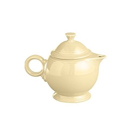 Fiesta 44-ounce Covered Teapot, Ivory