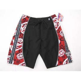 Maui Built Men’s Maui Built Hawaii Black & Red Classic All Over Logo Surf Board Shorts 32