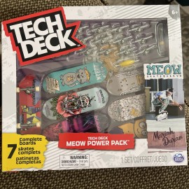 Tech Deck Meow Power Pack Skateboards Cat Mariah Duran 7 Boards Sticker