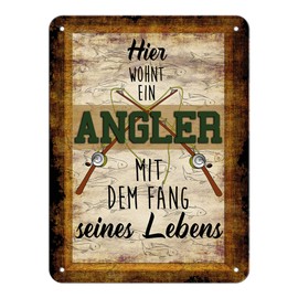 PR Print Royal Tin Sign with Saying "Hier wohnt ein Angler mit dem Fang seines Leben" (Hier wohnt ein Angler mit dem Fang seines Leben) – Gift Idea for Anglers / Door Sign / Fishing