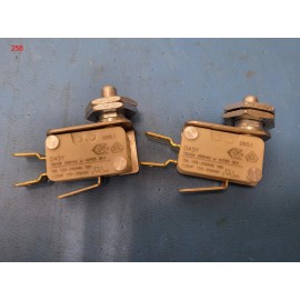 Cherry 2 PCS - Cherry D45Y  15A 250V 125-250VAC Micro Switch Metal Button / Bracket
